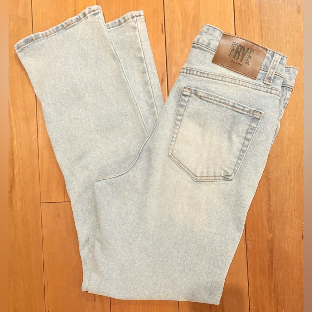 Frye Women’s Jeans Size 4 27” Waist Light Wash Bootcut Denim